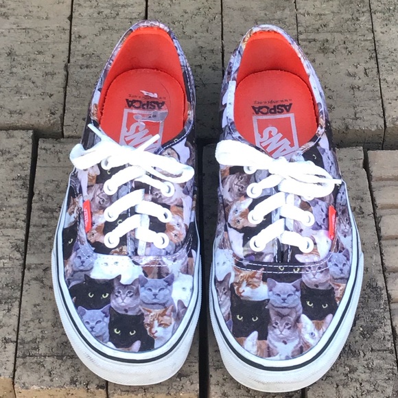 Vans Shoes - Vans ASPCA Cat Shoes Size Women’s 7 Men’s 5.5